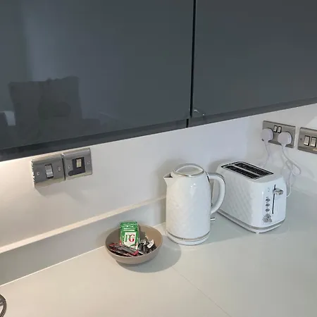 2 Bedroom Centre Apartment! Birmingham