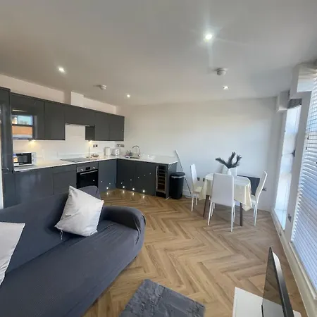 2 Bedroom Centre Apartment! Apartment Birmingham